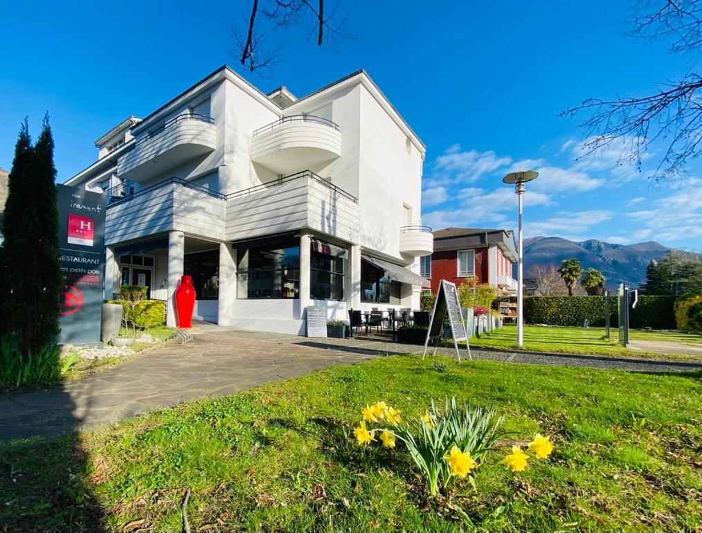 Logis Hotel Le Miramont Argelès-Gazost Εξωτερικό φωτογραφία